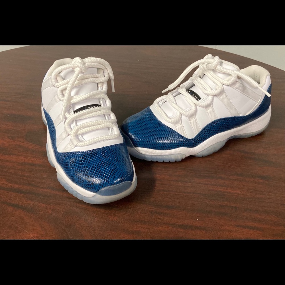 Jordan 11 Retro Low (GS) 😬 SOLD‼️